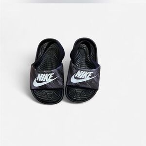 Nike Toddler Black/Grey/White Slide Sandals